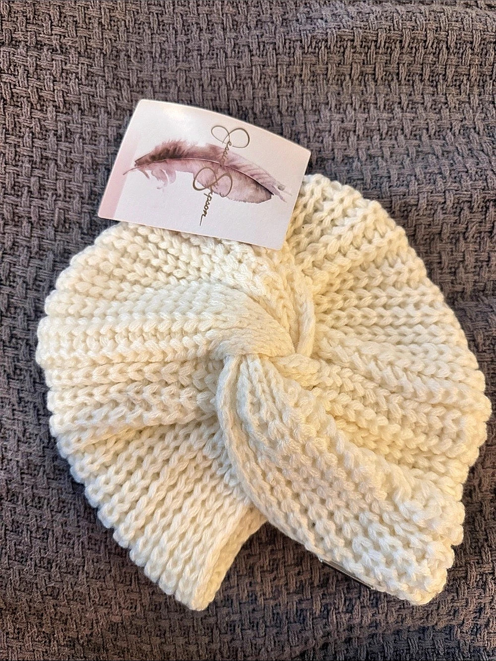 Jessica Simpson Knit Bow Beanie in Cream NWT